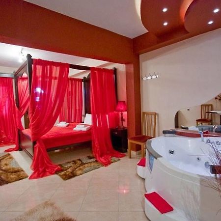 Neraides Hotel Loutraki  Bagian luar foto