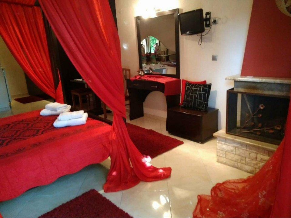 Neraides Hotel Loutraki  Bagian luar foto