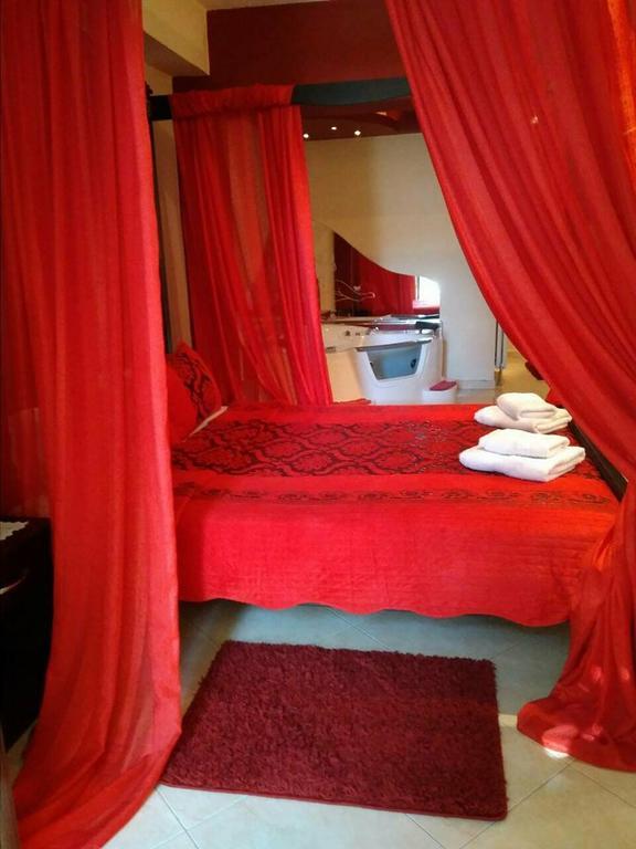 Neraides Hotel Loutraki  Bagian luar foto